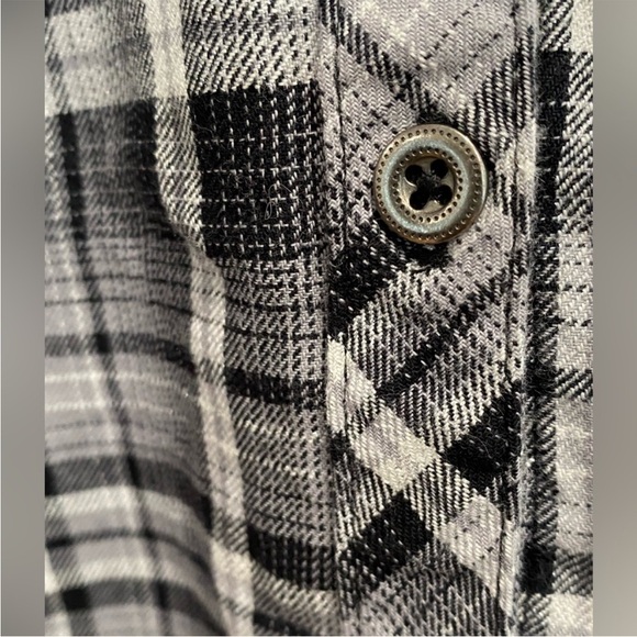 Westport Women's Button Down Shirt - Picture 6 of 11